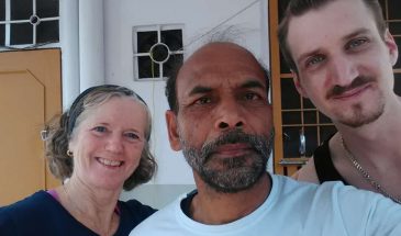 istruttore di yoga a jaipur